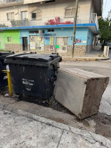 Invita Ayuntamiento de Tuxtla a no tirar sillones, colchones o muebles, en contenedores