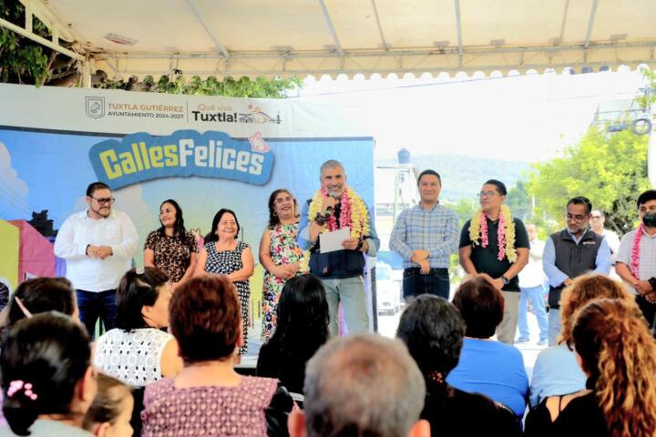 Inaugura Angel Torres una calle digna, segura y funcional, en La Misión