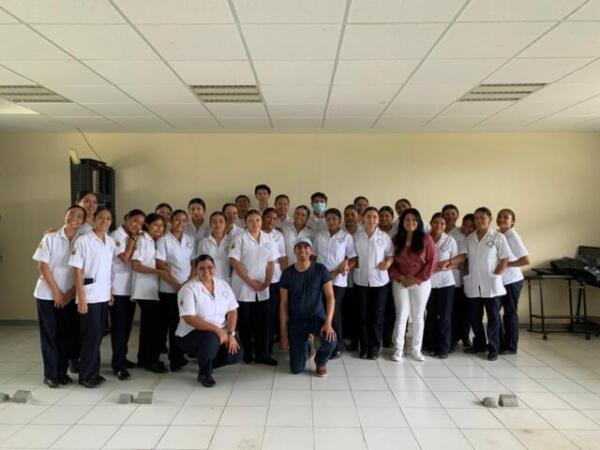 Formación en Inteligencia Artificial llega a estudiantes de la UNICACH