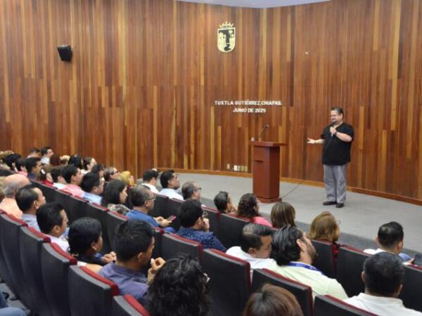 Poder Judicial imparte curso sobre la violencia intrafamiliar y nuevas masculinidades