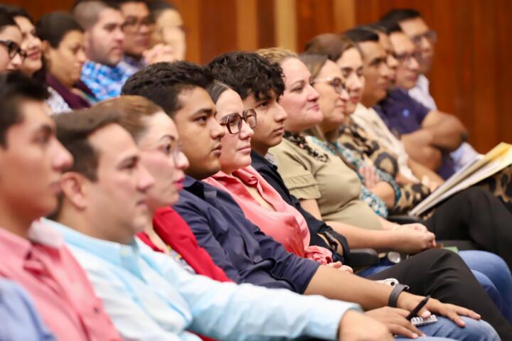 Poder Judicial imparte curso sobre la violencia intrafamiliar y nuevas masculinidades