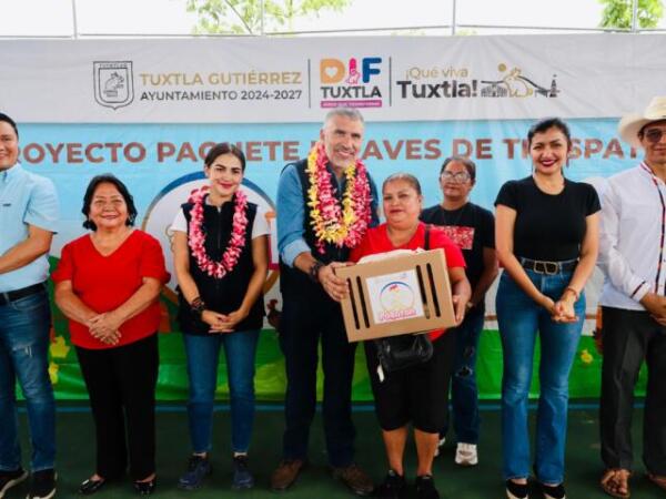 Avanza el “Pollotón” en Tuxtla; ahora beneficia a familias de San José Terán