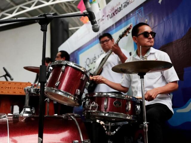 Llega a Terán con gran éxito ¡Qué Viva el Cine Marimba!, en Tuxtla