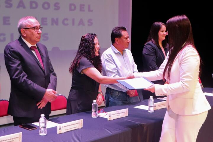 ICIBIOL-UNICACH gradúa a profesionales en biología y manejo de cuencas