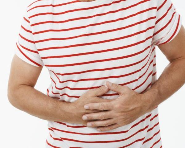 Reflujo, gases y dolor: síntomas que podrían indicar un problema digestivo grave
