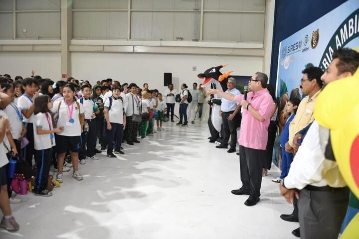Niñas y Niños de preescolar y primaria participan en la Primera Feria Ambiental Infantil organizado por la UNACH