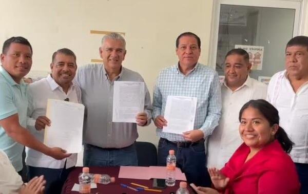 Javier Jiménez reconoce acuerdo histórico entre Huixtla y Escuintla para integrar a la comunidad de Montahua