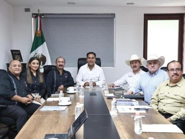 Eduardo Ramírez reafirma su compromiso con las y los cafeticultores de Chiapas