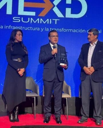 Conecta Chiapas recibe el premio a la Mejor Política Pública Estatal de Inclusión Digital