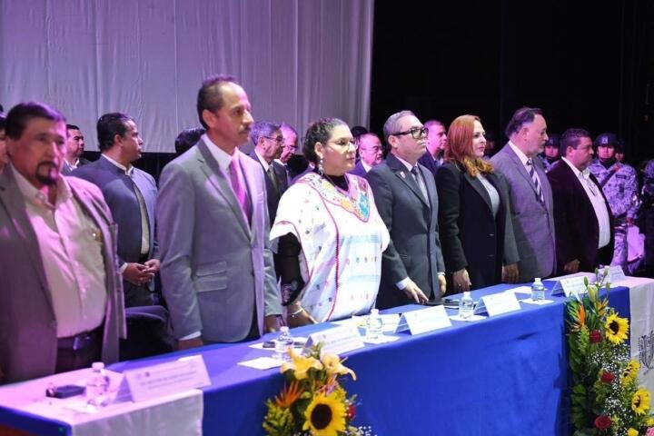 Celebra UNACH graduación de la generación 2020-2025 de la Licenciatura en Derecho