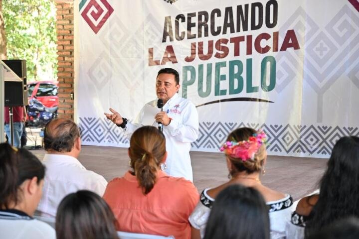 Juan Carlos Moreno Guillén acerca la justicia a Copainalá y San Fernando