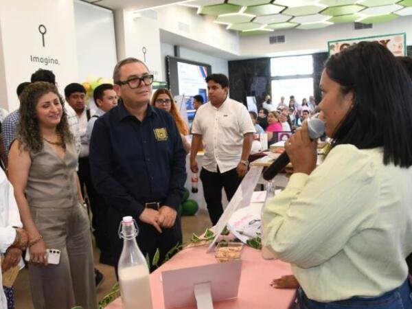 Se realizó el Foro de Innovación y Emprendimiento IGNITE UNACH 2025