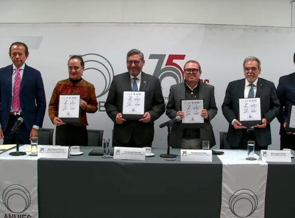 Suscribe UNACH convenio con la COMAR