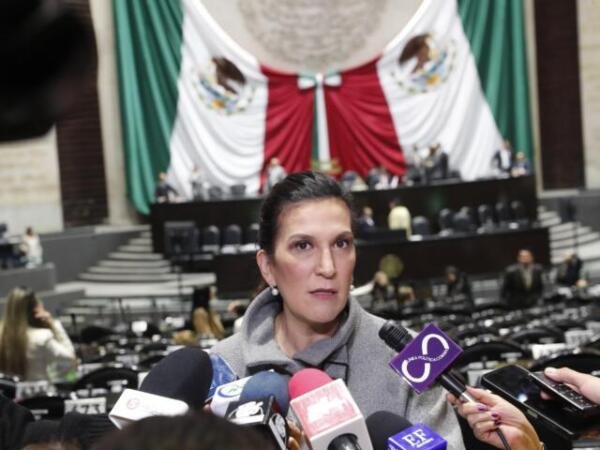 Ciudadanos podrán presentar quejas contra diputados ante el Comité de Ética: Kenia López Rabadán