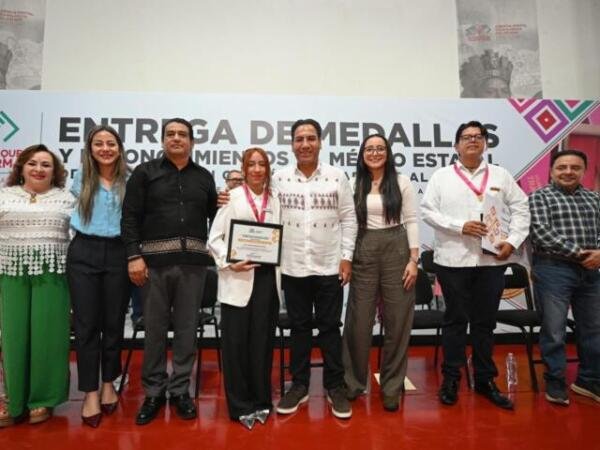 Reconoce Eduardo Ramírez a investigadoras e investigadores de Chiapas por sus aportaciones al desarrollo