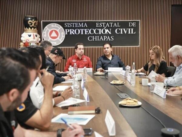 Eduardo Ramírez encabeza acciones preventivas ante el ingreso del frente frío 21