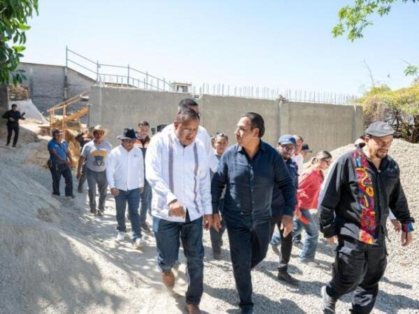 Con inversión de 20 mdp, Eduardo Ramírez fortalece salud y acceso al agua segura en Acapetahua