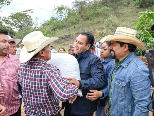 Eduardo Ramírez impulsa infraestructura y conectividad en municipios de la región Frailesca