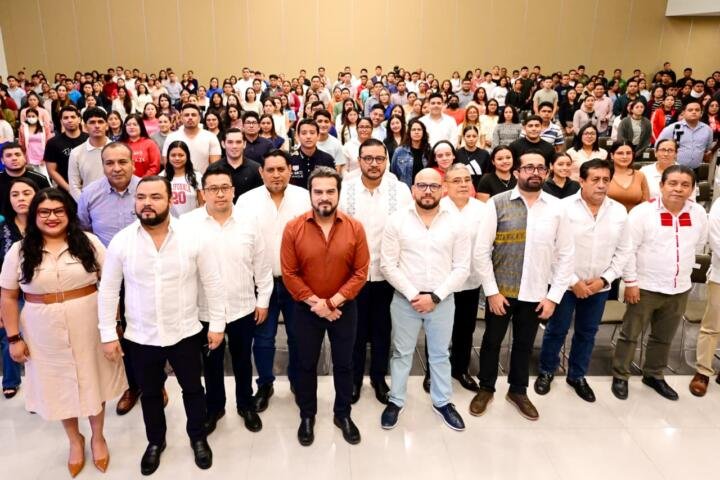 Educación con certeza laboral: asignan más de 500 plazas definitivas en Chiapas