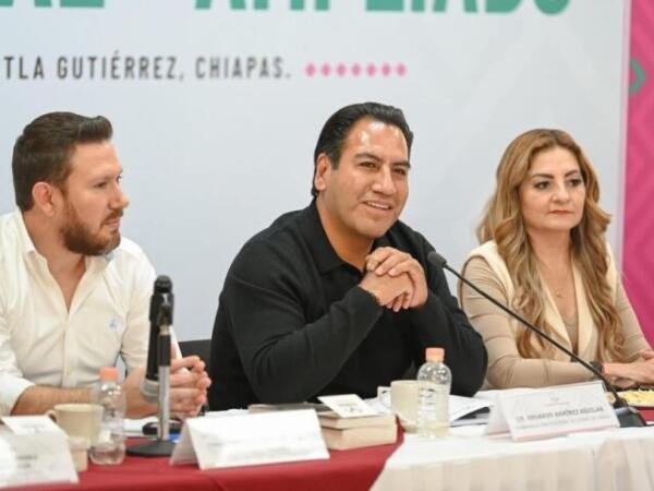 Eduardo Ramírez impulsa planeación estratégica para llevar bienestar a Chiapas