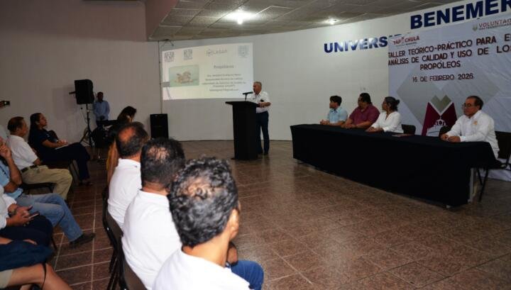 Imparten en la UNACH taller sobre calidad y uso de los propóleos Imparten en la UNACH taller sobre calidad y uso de los propóleos