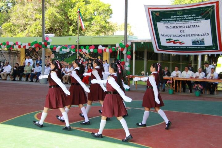 Bandera: compromiso, responsabilidad y amor por México desde la educación