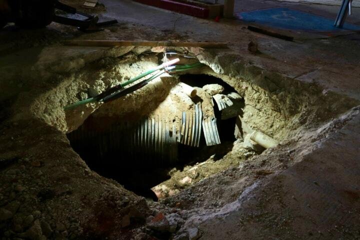 Detecta Ayuntamiento de Tuxtla socavón en riesgo de colapso en el Boulevar Belisario Domínguez; hay cierre vial; la obra quedará lista en los próximos días