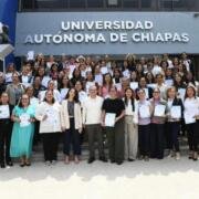 Comparten mujeres científicas de la UNACH sus conocimientos con las nuevas generaciones