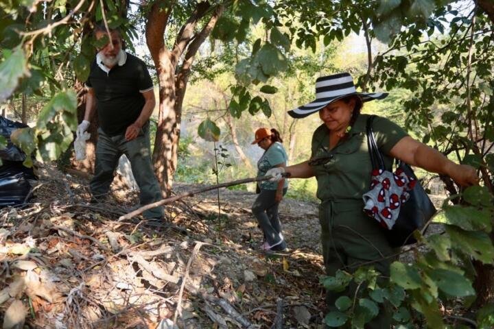 Acuerpado de la sociedad civil, Angel Torres da seguimiento a Chuleando El Sabinal Acuerpado de la sociedad civil, Angel Torres da seguimiento a Chuleando El Sabinal