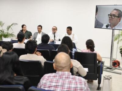 Impulsa UNACH el conocimiento sobre las Microcredenciales y la IA