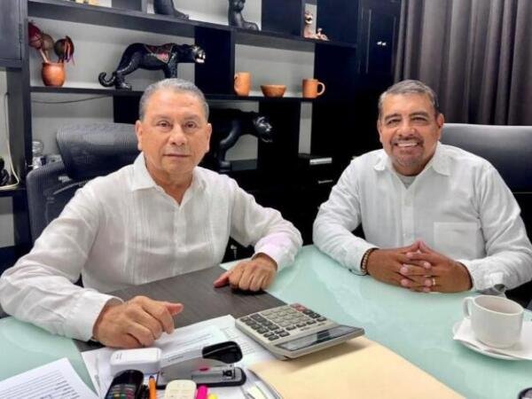 Javier Jiménez sostiene reunión con director del INIFECH para atender agenda del Distrito 16