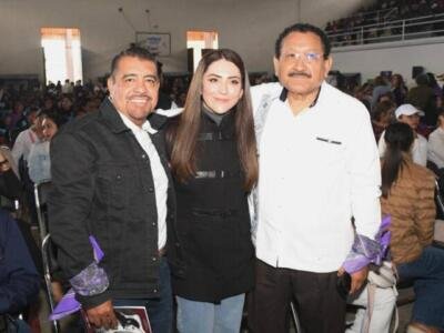 Javier Jiménez respalda acciones contra la violencia digital en San Juan Chamula