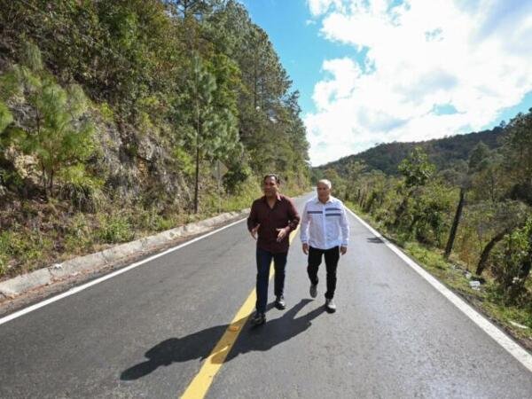 Constata Eduardo Ramírez rehabilitación de tramos carreteros en Chiapas