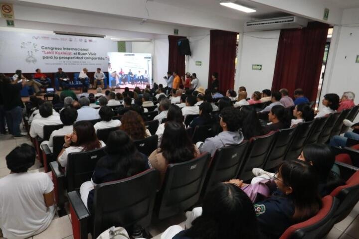 Partería tradicional y medicina académica construyen juntas el Buen Vivir