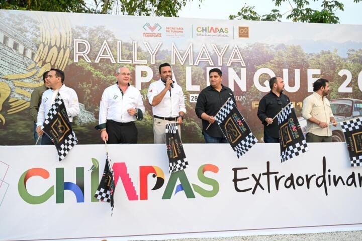 Eduardo Ramírez supervisa avances en la construcción de la carretera Ocosingo-Palenque “La Ruta de las Culturas Mayas”