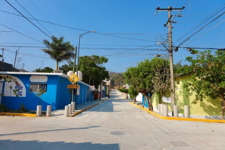 Angel Torres fortalece la infraestructura vial en Copoya, con Calle Felices