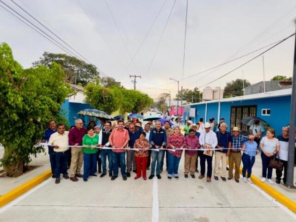 Angel Torres fortalece la infraestructura vial en Copoya, con Calle Felices