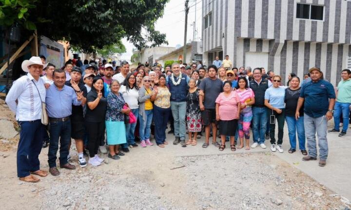 Arrancamos más obras viales en Tuxtla con el programa Calles Felices; ahora en Vista Hermosa Popular: Angel Torres
