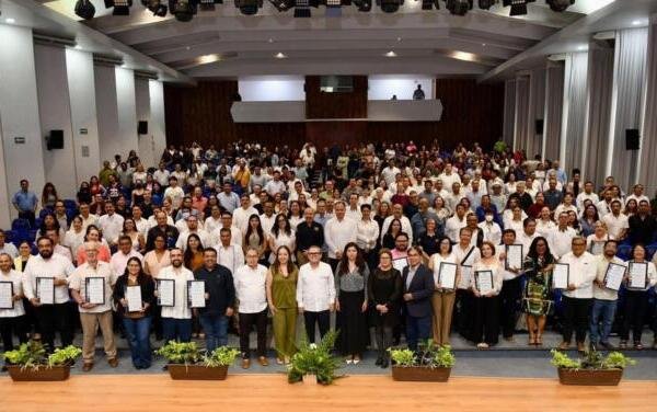 Reconoce UNACH a programas educativos que refrendaron y obtuvieron su validación ante Sistema Nacional de Posgrado