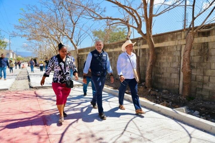 Con Angel Torres llega la justicia social a la colonia Montecristo