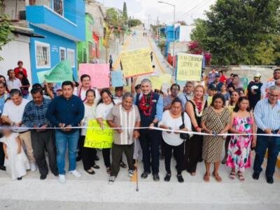 Angel Torres está transformando la colonia La Esperanza con Calles Felices