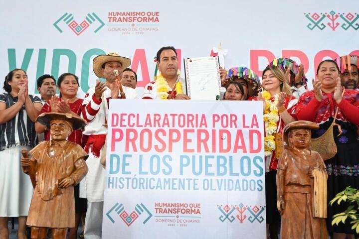 Juan Carlos Moreno Guillén destaca esfuerzos institucionales para atender rezago social en la entidad Juan Carlos Moreno Guillén destaca esfuerzos institucionales para atender rezago social en la entidad