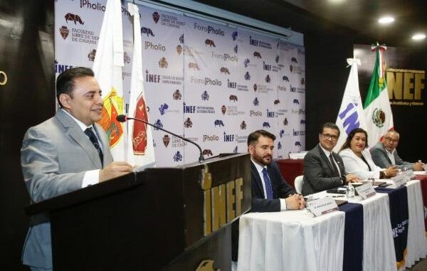 Juan Carlos Moreno Guillén celebra la consolidación de nuevas generaciones de especialistas en Derecho