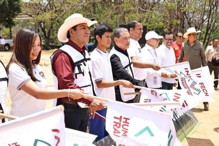 En Villaflores, Eduardo Ramírez fortalece la conectividad con rehabilitación carretera