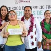 En Frontera Comalapa, Eduardo Ramírez impulsa autonomía económica de mujeres y mejora espacios educativos