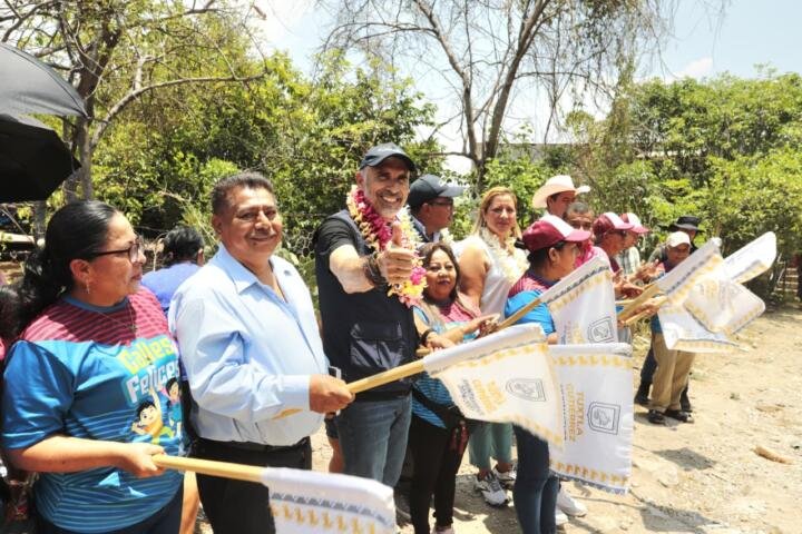 Con Calles Felices estamos transformando la realidad de Tuxtla: Angel Torres al dar banderazo de inicio a una obra más en la Democrática