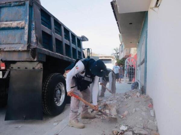 Más de 1,300 toneladas de escombro se han recogido en Tuxtla: Angel Torres