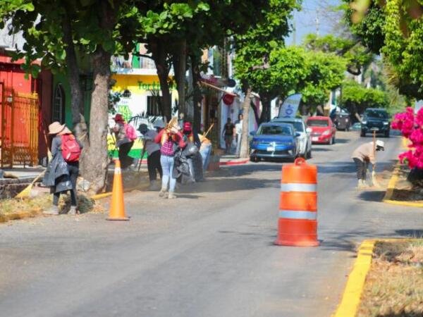 Angel Torres encabeza una edición más de Colonias al 100 en Jardín Corona
