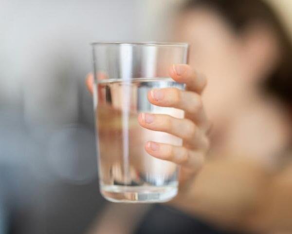 No tomar suficiente agua: lo que pasa en el cuerpo con el tiempo