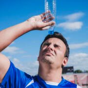Deshidratación: ¿cómo reconocerla antes de que sea grave?
